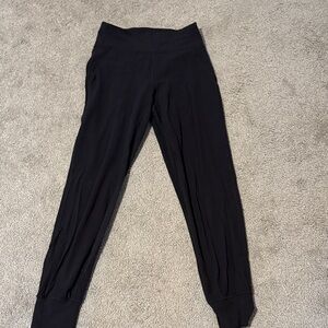 Lululemon align Black High-Waisted joggers
